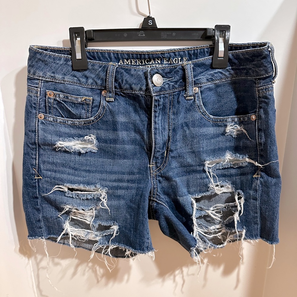 American Eagle jean shorts size 4